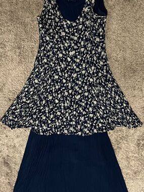 Nostalgia Navy Floral Unique Pleated Sleeveless Bohemian Maxi Dress Size Medium